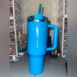 Stanley x Starbucks Blue Tumbler with Straw 40oz brand new